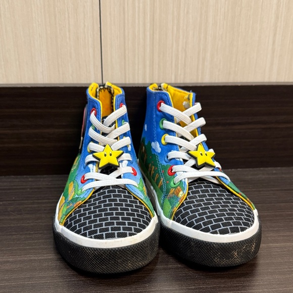 Super Mario Kids High-Top Sneakers - Blue, Black, Yellow - Picture 4 of 6